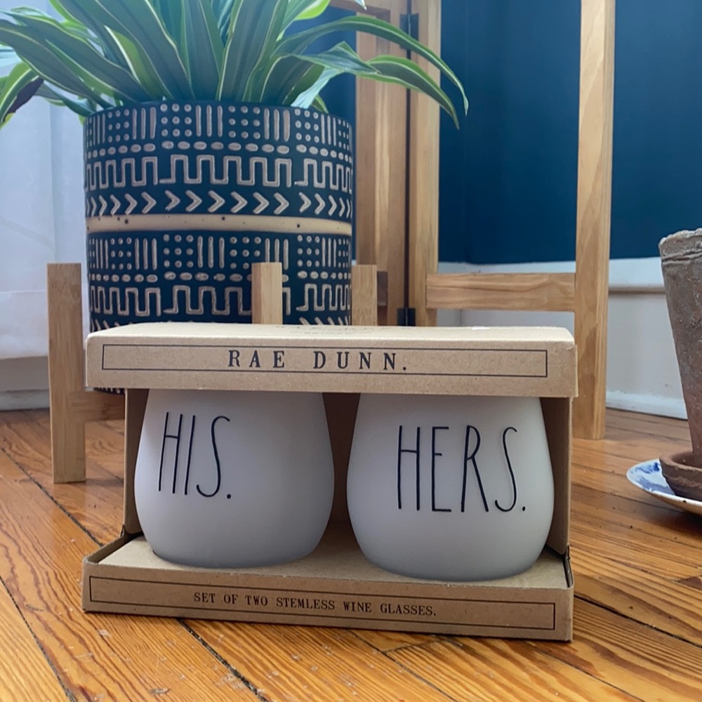 Rae Dunn His and Hers wine glass set of 2